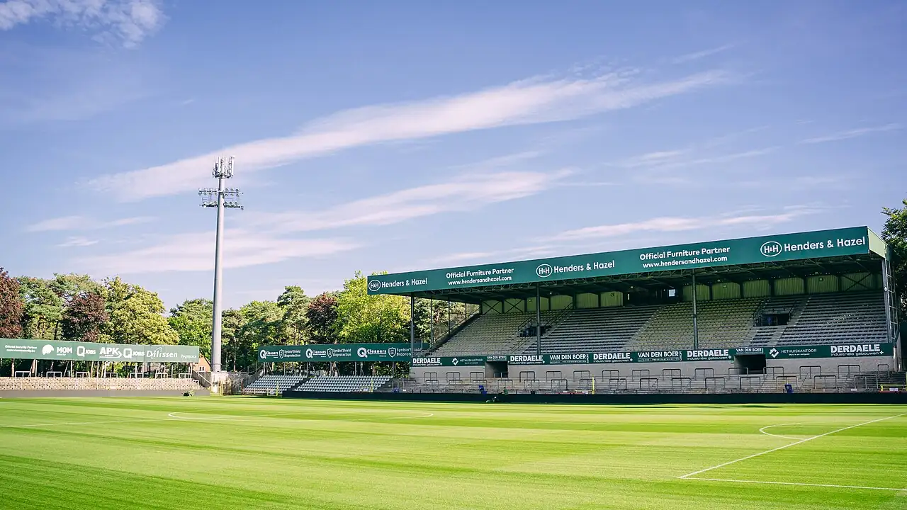 Het Soevereinstadion, Lommel, juni 2023